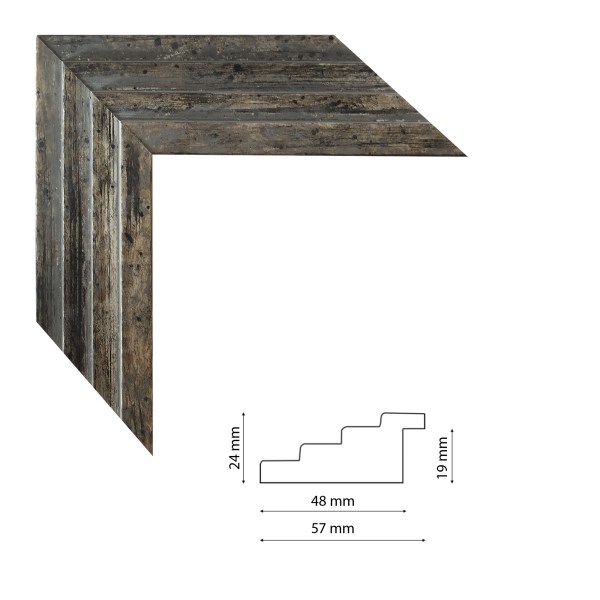 hr696-903-1655282183